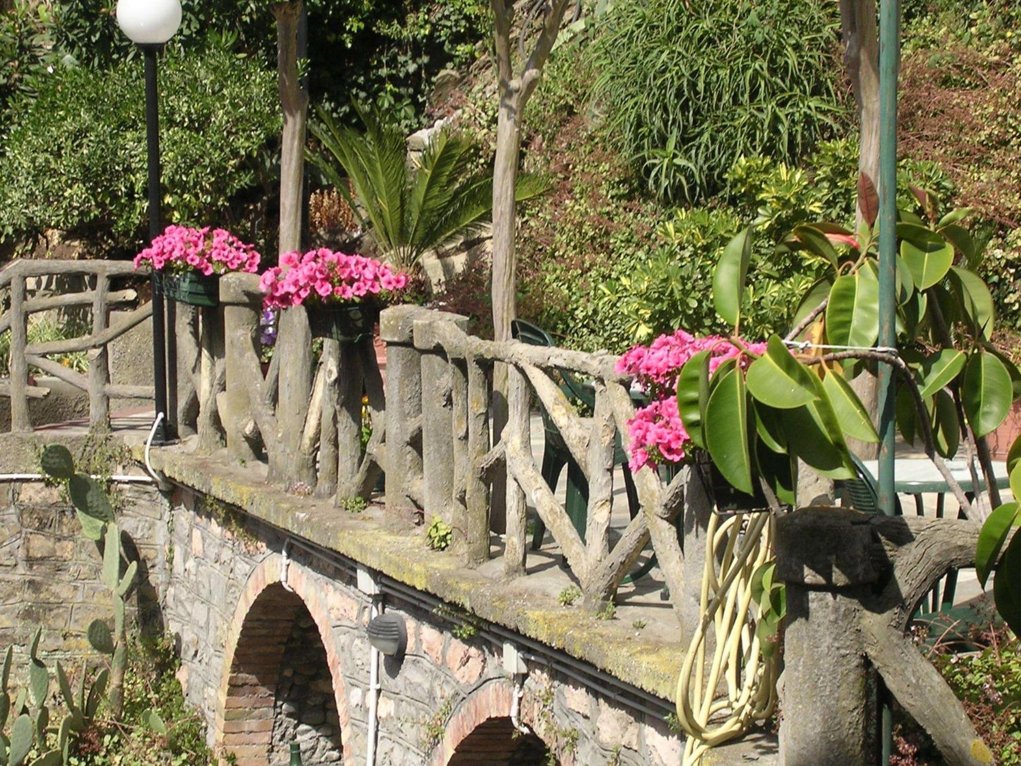 Hotel San Nicola Alassio Exterior foto